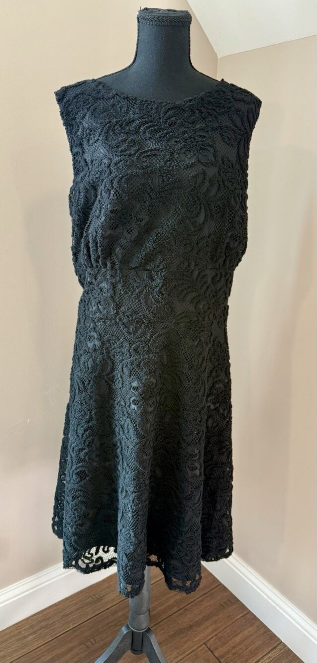 NWT Dress Barn Black Floral Dress Size 22